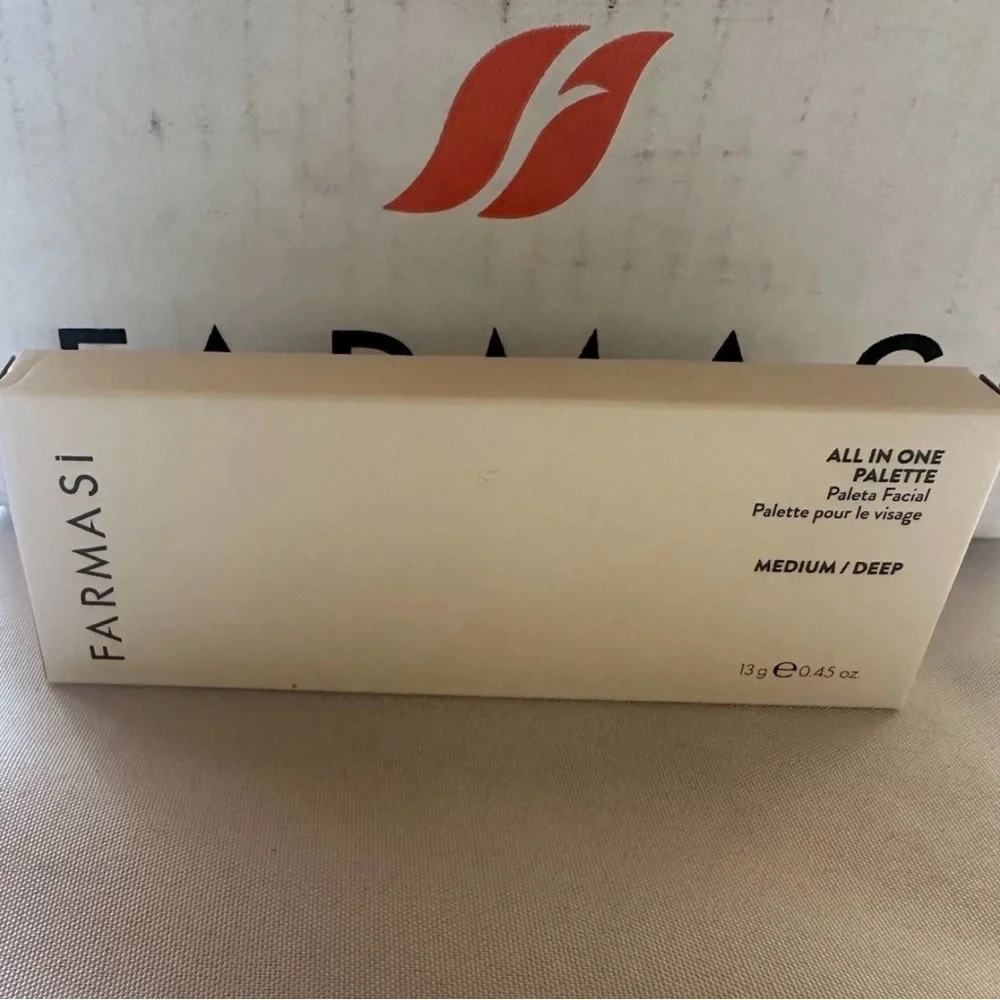 Farmasi Blush Palette - Rose, Gold, and Tan